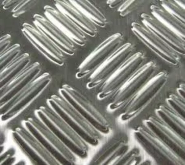 Лист алюминиевый АД0 рифленый