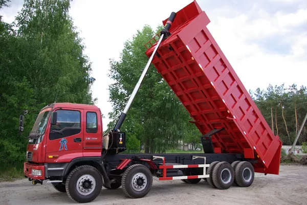 четырехосный самосвал Фотон