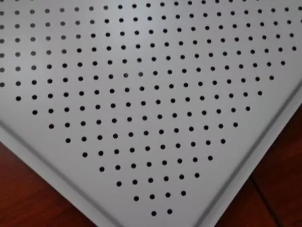 Подвесные потолки. Кассеты металлические, алюминиевые плиты. Потолок. 2