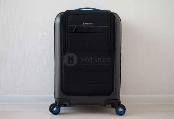 Купить умный дорожный чемодан Bluesmart One с GPRS и USB-портом! 3