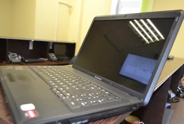 Мобильный 2-х ядерный ноутбук Lenovo G555 для множества задач. 3
