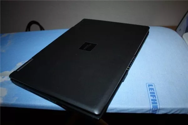 Недорогой 2-х ядерный ноутбук Fujitsu-Siemens V5535. 2