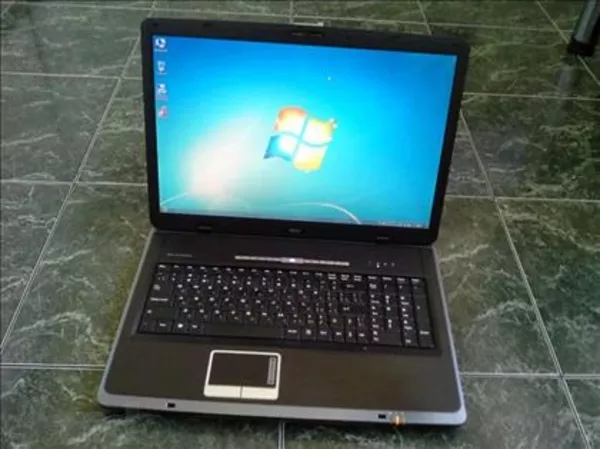 Продаю игровой ноутбук MSI ER710 как новый.