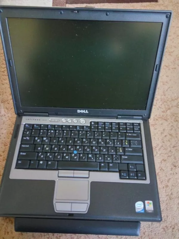 Отличный легкий ноутбук Dell Latitude D630 2
