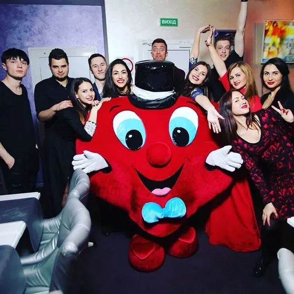 Ростовая кукла Сердце,  романтическое поздравление,  признание в любви,  Сердце-курьер 4