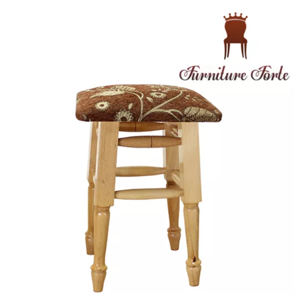 Деревянный табурет 4