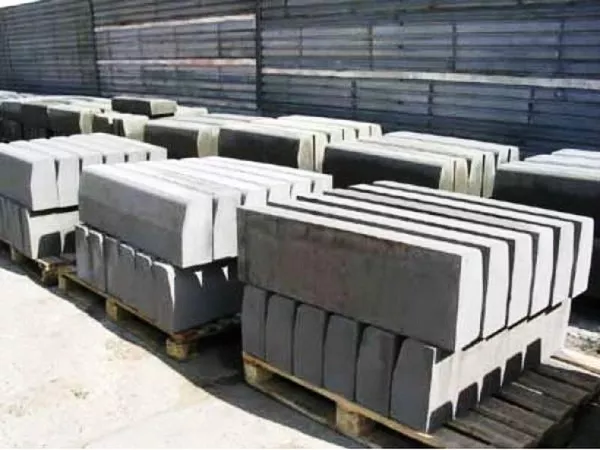   Бордюры,  Заборы,  Сваи.  Для колодцев: Кольца,  Крышки,  Днища Лестницы 3