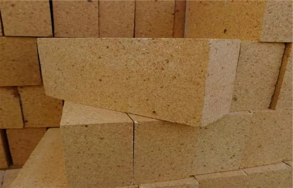 Кирпич огнеупорный ШЛ04№8,  Ша47,  ША45, ША8,  ША5,  плиты шамотныеё 2