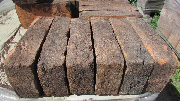 Кирпич ручной формовки,  декоративная плитка.  2