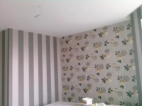 Поклейка обоев в Киеве цена