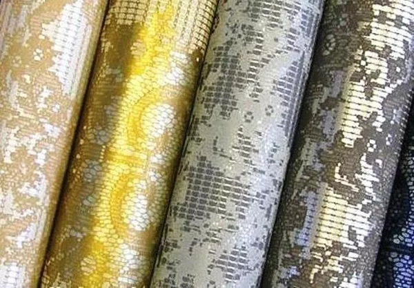 Клеим недорого обои Киев 