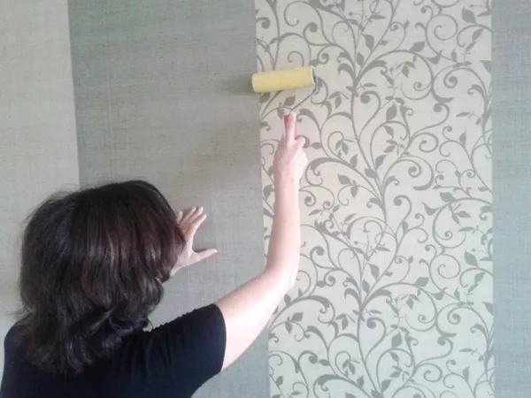 Поклейка обоев,  Киев 