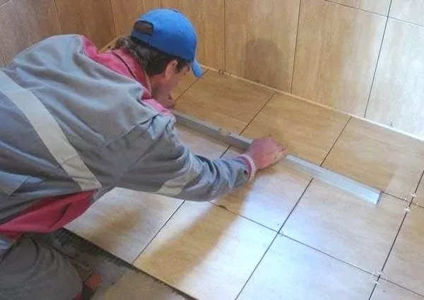 Укладка плитки  