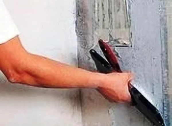 Беспесчанка,  выравнивание стен и потолкa