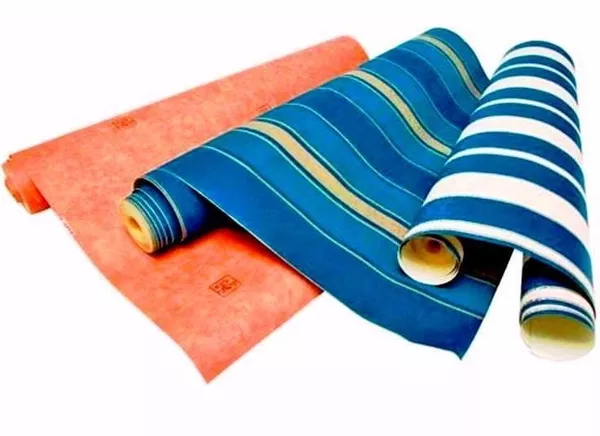 Клеим обои в Киеве 40 грн 