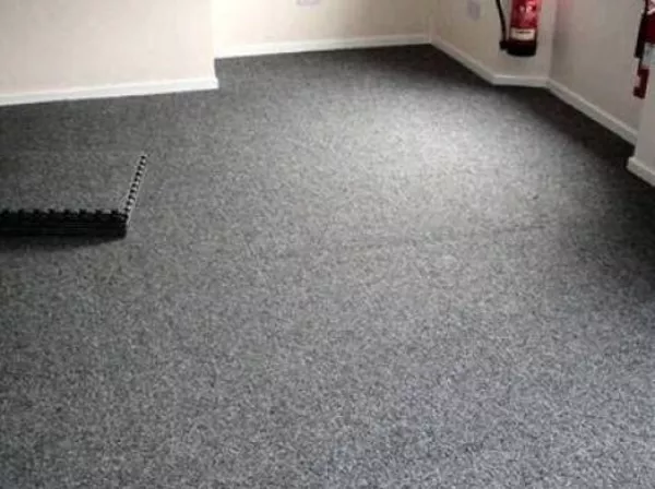 Настил ковролина, линолеума, укладка ламината, паркетной доски.Киев