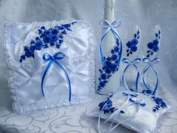 Аксессуары для свадьбы: бокалы, шампанское, подушки, казна, свечи 6