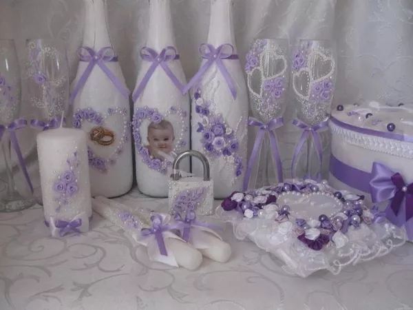 Аксессуары для свадьбы: бокалы, шампанское, подушки, казна, свечи 7