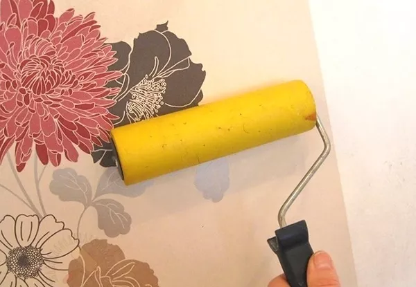 Поклейка обоями,  беспесчанка Киев 