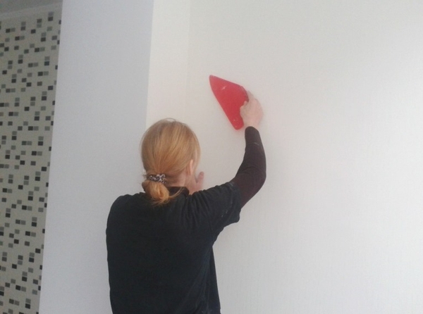 Малярные работы Киев Поклейка обоев