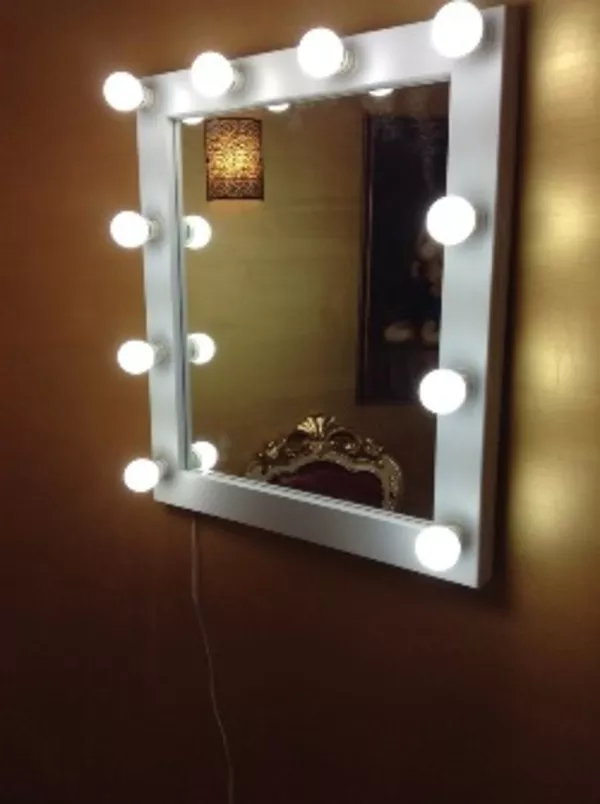 Гримерное зеркало Изумруд,  Зеркало с лампочками. 5