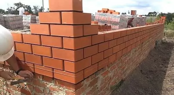Кирпичная кладка 2