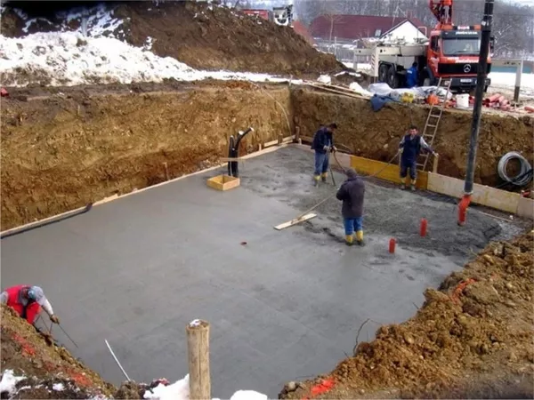 Рытые котлована под фундамент 4