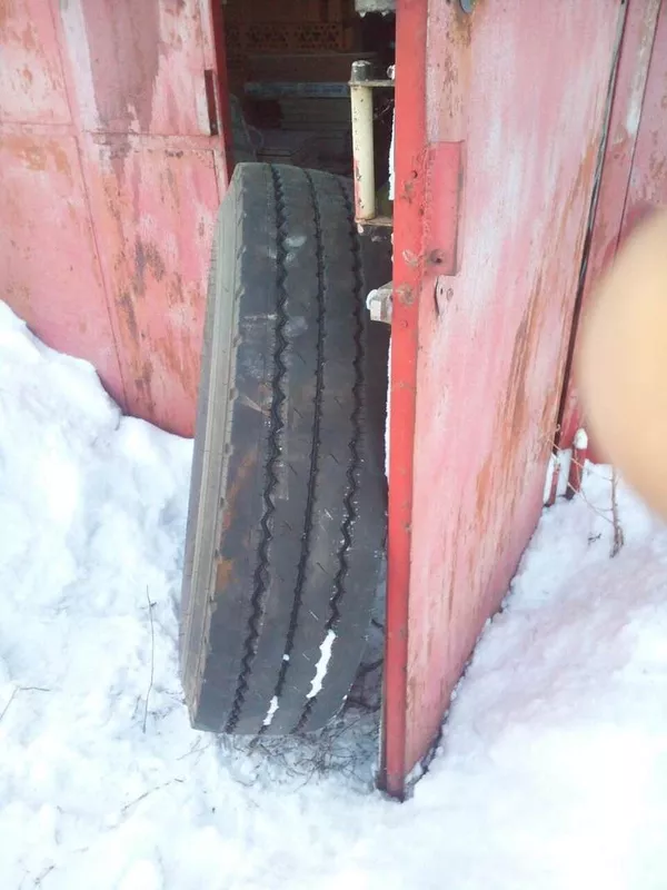 Продам шины  KUMHO на грузовик. 2