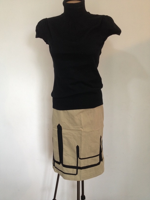 Юбка размер М фирмы Sunie Li