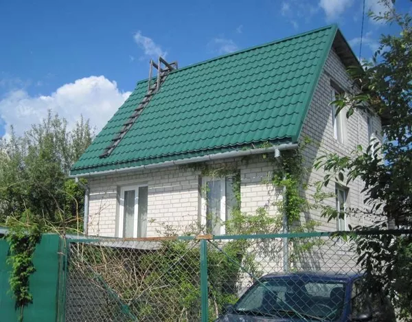 Продам, обменяю на квартиру в Киеве кирпичный дом-дачу