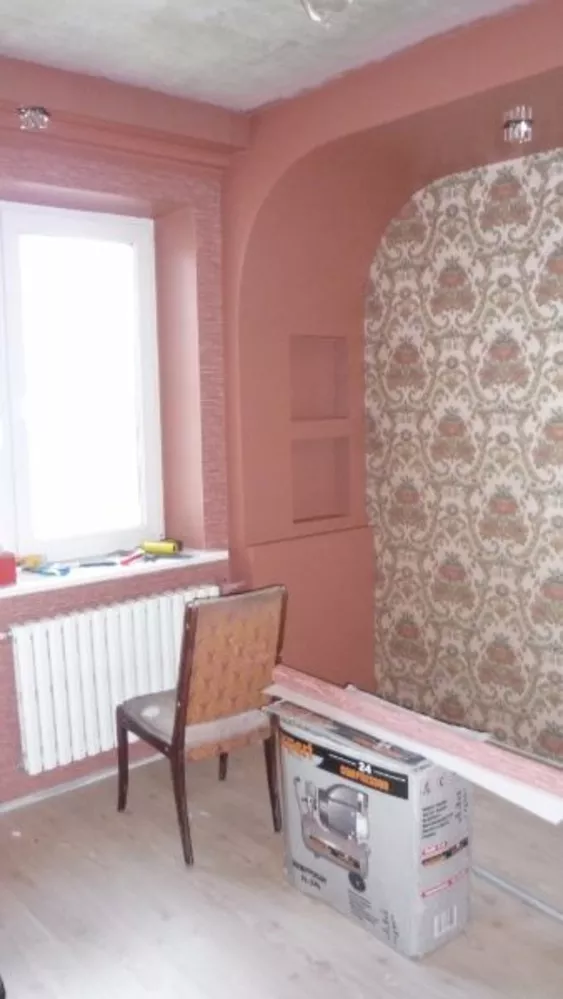 Поклейка обоев в Киеве.