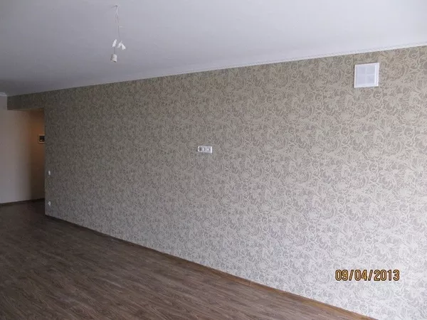 Поклейка обоев, косметический ремонт.