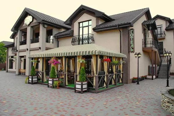 Требуется повар в загородный ресторан