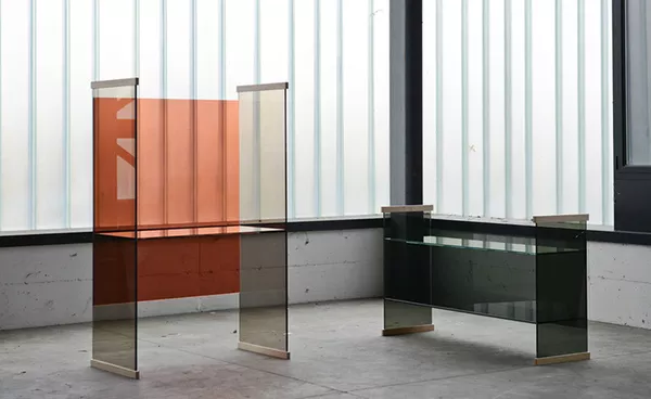 Итальянская мебель из стекла и стеклянные изделия: столы,  стулья,   3