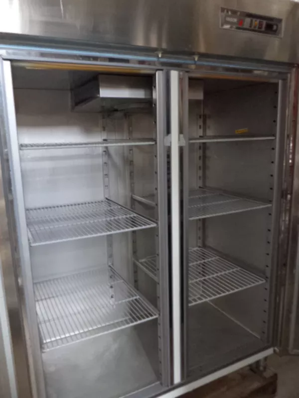 Холодильный шкаф 1400 л. Бу 6