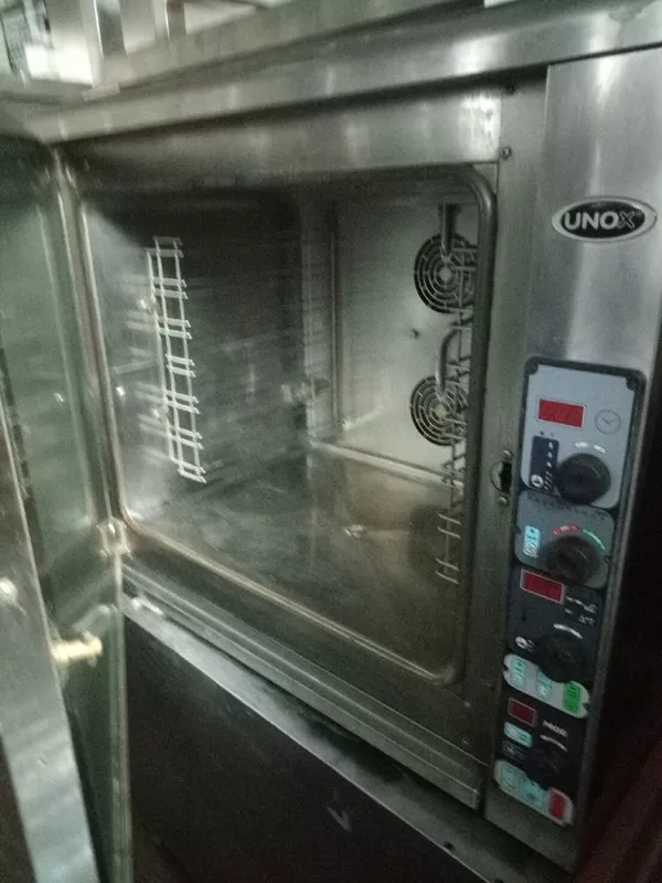 Продам пароконвектомат Unox бу 3