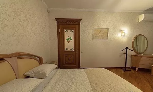 Продажа квартиры в сталинке с ремонтом по ул Марьяненко 7 6