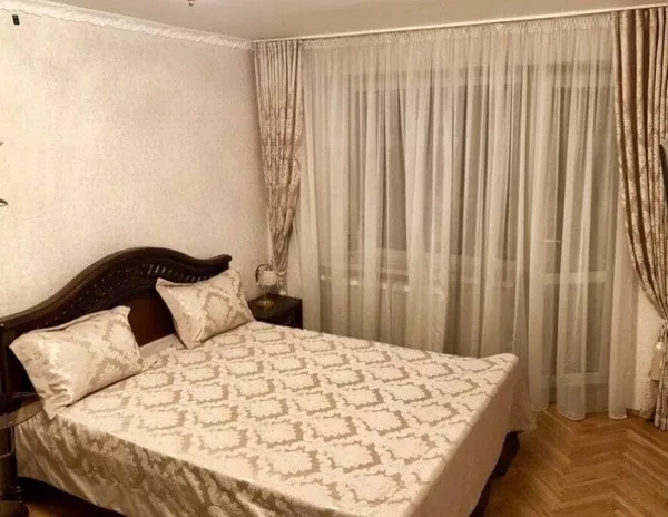 Продажа квартиры с ремонтом по ул Гаврилишина 4(Ванды Василевской) 2