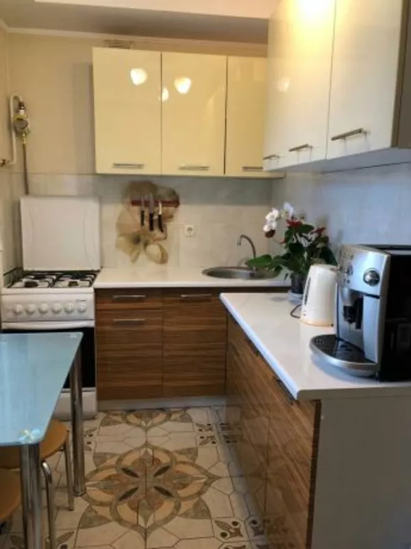 Продажа квартиру с ремонтом по пр Победы 12 4