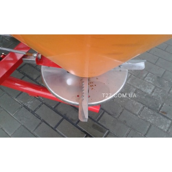 Разбрасыватель удобрений 500 кг однодисковый (Польша) 2