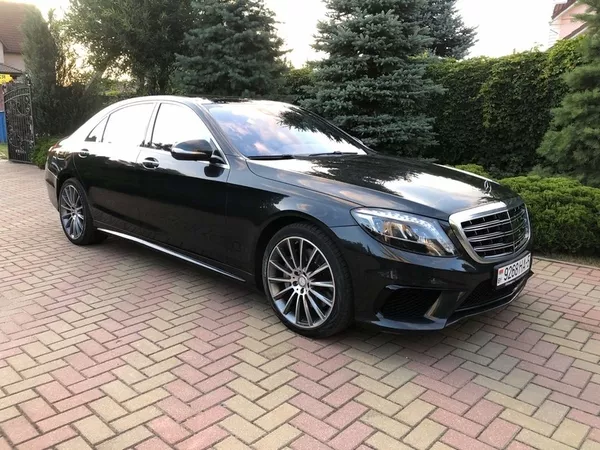 Аренда авто с водителем в Минске. Mercedes W222 S500 Long 4