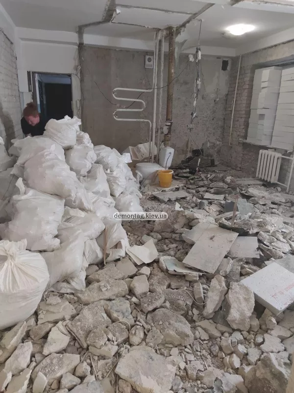 Демонтажные работы. Демонтаж квартиры, стен, стяжки пола, перегородок