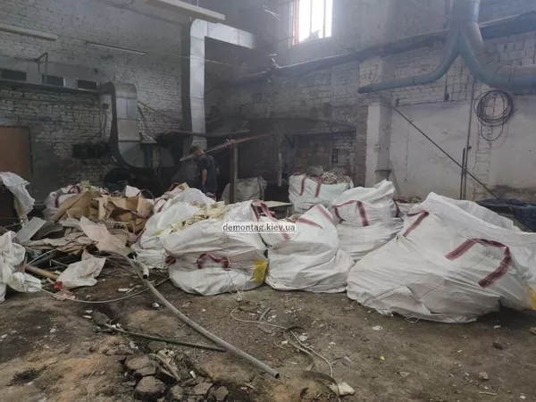 Демонтажные работы. Демонтаж квартиры, стен, стяжки пола, перегородок 3