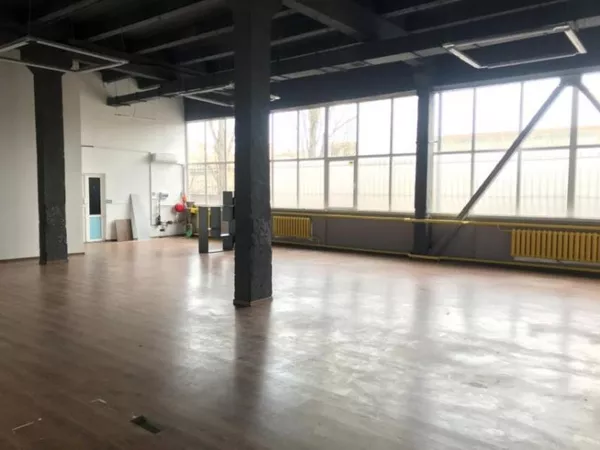 Продажа нежилого помещения на 1 эт. 1200 кв.м, ст.м. Васильковская 3