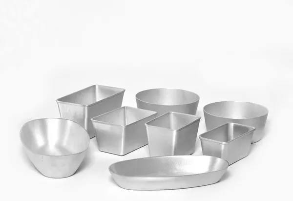 Алюмінієві форми для випікання хліба.