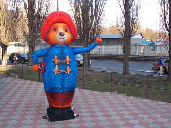 Надувной зазывала мишка Паддингтон 6