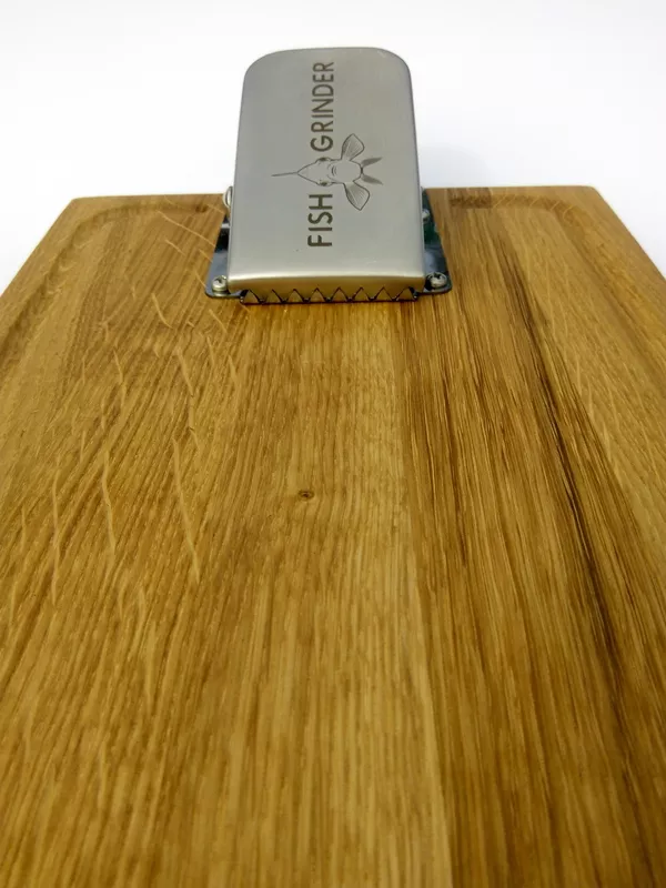 Дошка з зажимом для чищення риби Fish Grinder 4