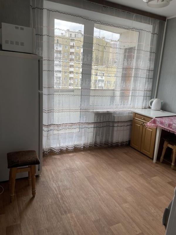 Сдам 1-но комнатную квартиру, ст. м. Шулявская в 10 мин. ходьбы 4