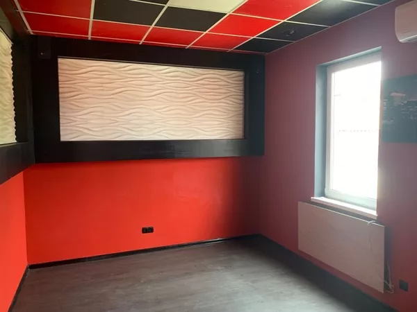 100 кв. под ваш бизнес 3