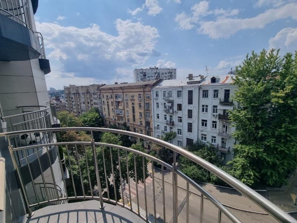 Продам квартиру 180 м2 в клубном доме,  Киев 6